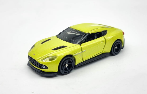 944140 Aston Martin Vanquish Zagato