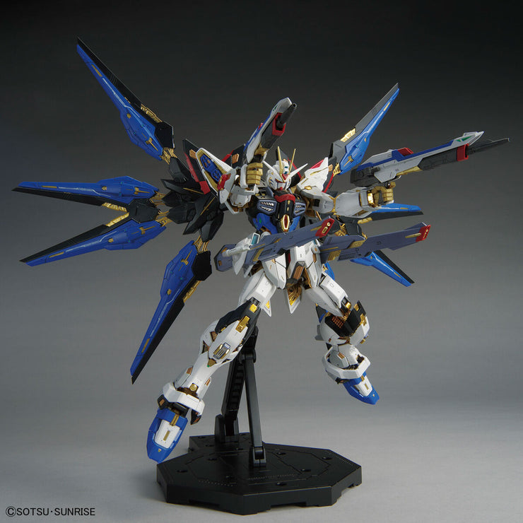 Mgex 1/100 Strike Freedom Gundam