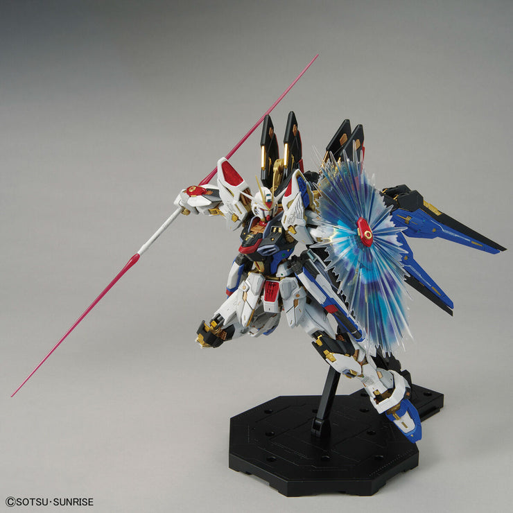 Mgex 1/100 Strike Freedom Gundam